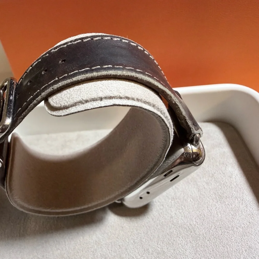 Hermès Apple Watch Series 2 - Picture 5 of 11